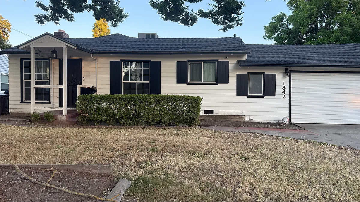 Building Photo - 1842 Princeton Ave