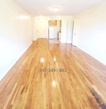 197 Rugby Rd Brooklyn Ny 11226 Zillow Modern Farmhouse Kitchens New Washer And Dryer Home