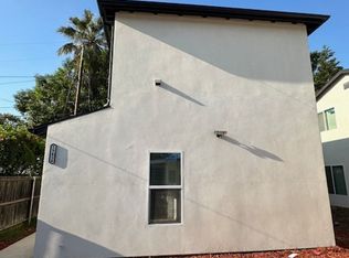 19434 Keswick St, Reseda, CA 91335