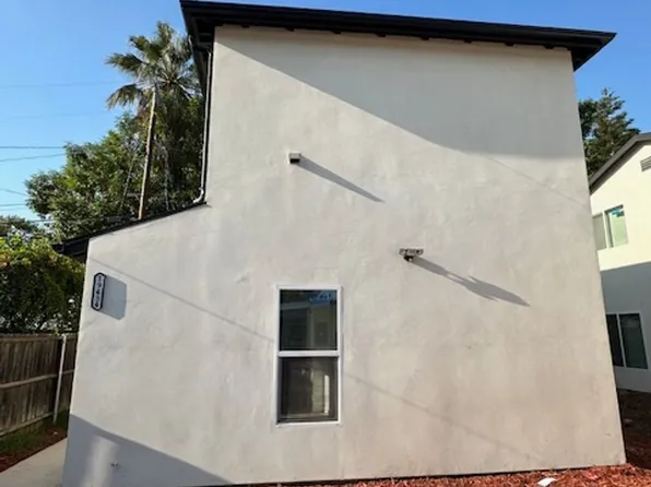 19434 Keswick St, Reseda, CA 91335