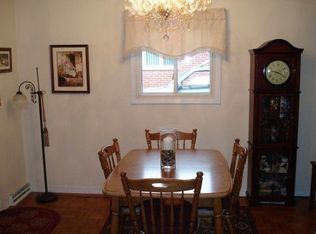 627 N Princeton Ave, Villa Park, IL 60181