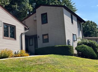 97 Butternut Ln #97, Bristol, CT 06010