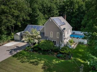 61 Northbridge Rd, Mendon, MA 01756