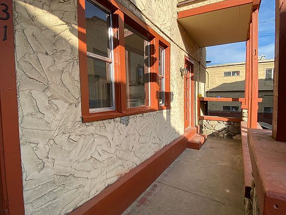 3rd image of 677-707 N Park Ave #33
