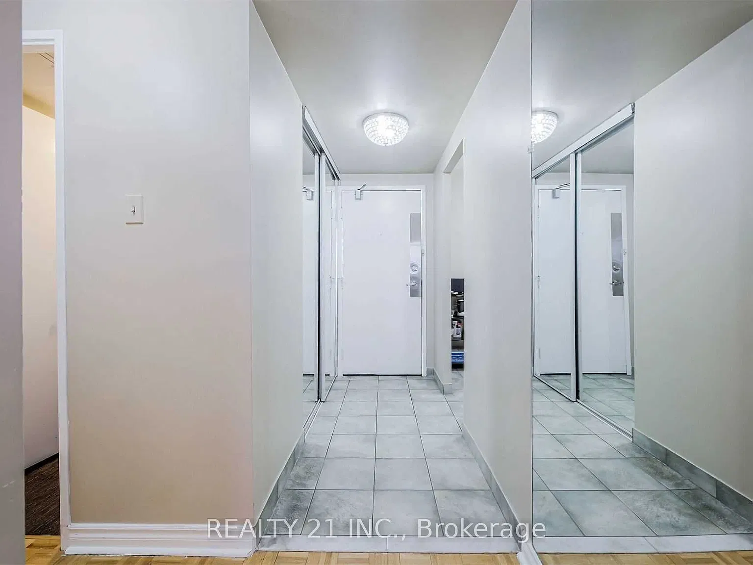 3 bed, $3,000 — Photo 4