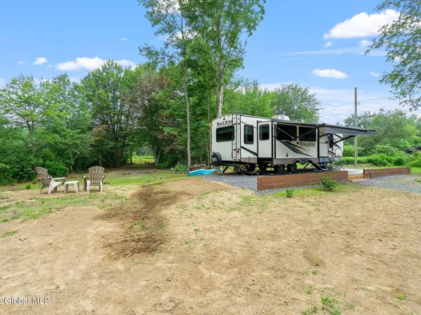 915 County Highway 138, Broadalbin, NY 12025