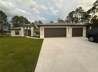 1006 Rush Ave, Lehigh Acres, FL 33972