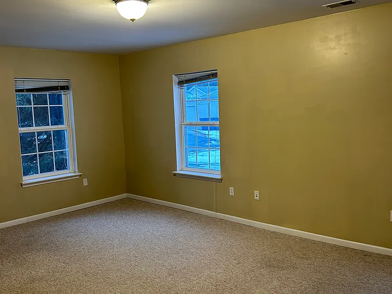 2269 S Main St — Photo 8
