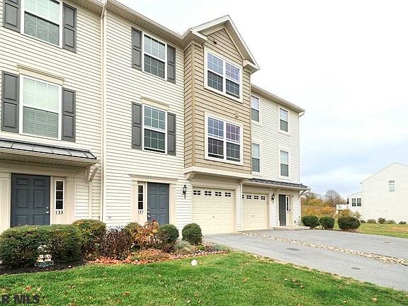 2nd image of 135 Barrington Ln