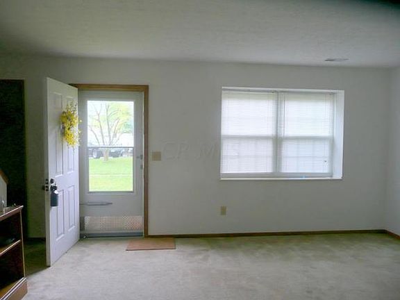 2nd image of 262 Cross Country Dr S