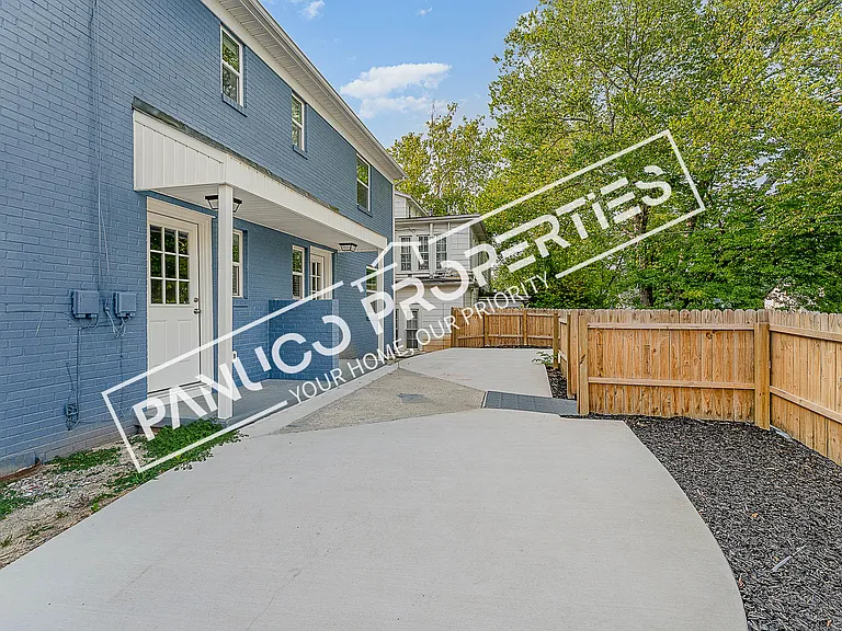 108 Adams St — Photo 14