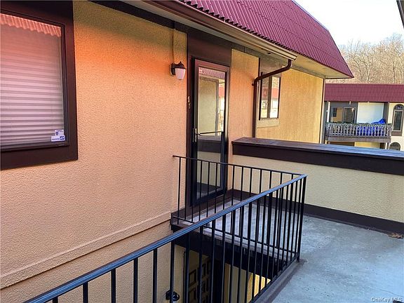 2nd image of 12-11 Granada Cres