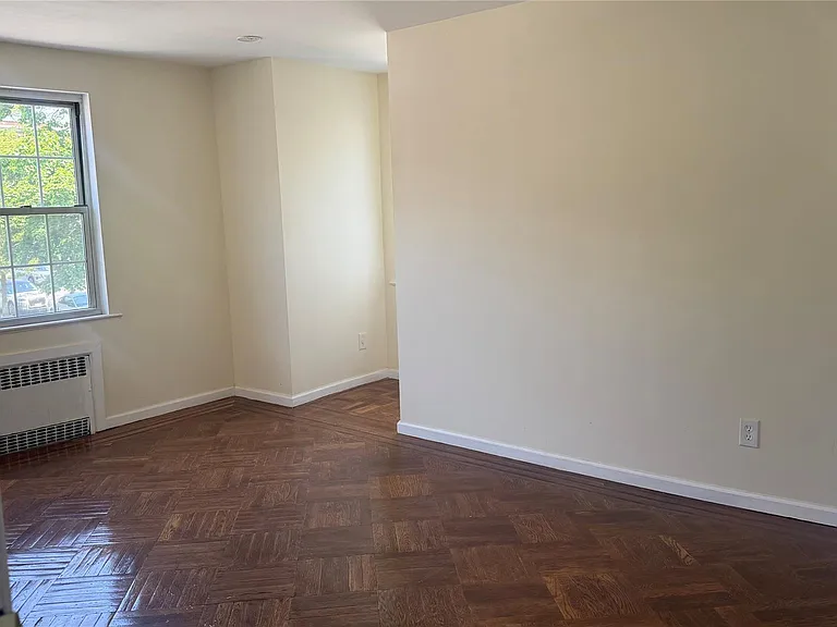 89-28 207th St #2 — Photo 3