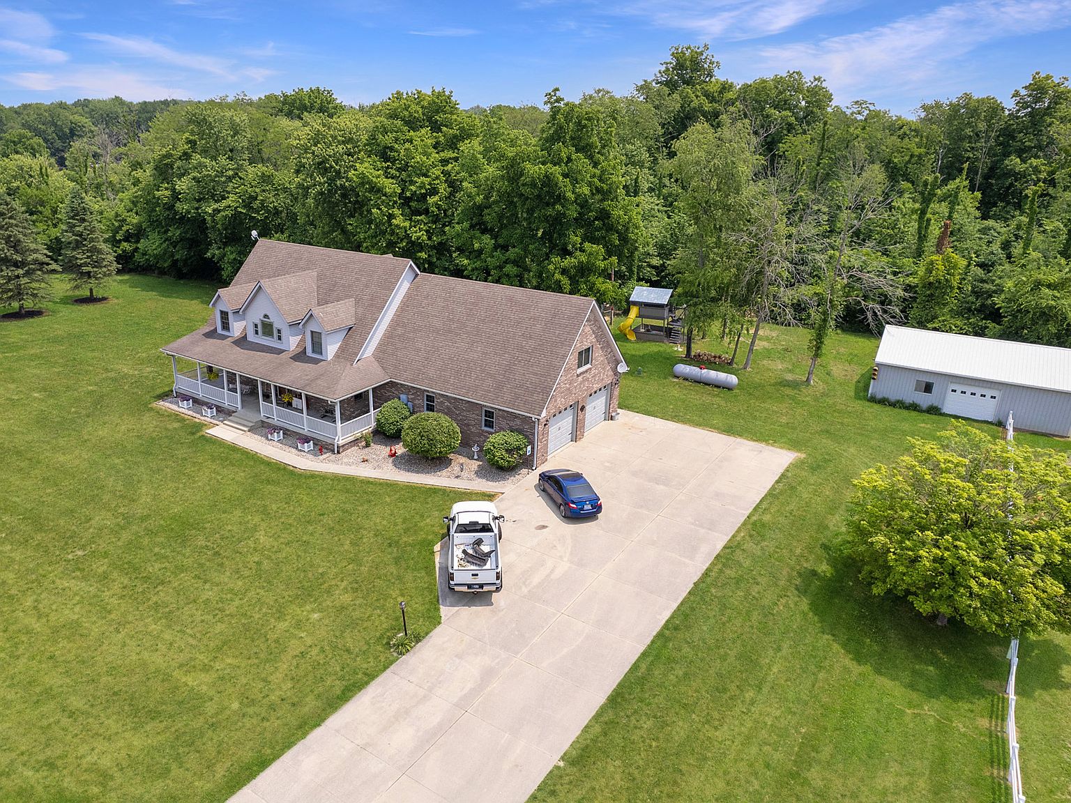1240 Private Road Deer Run Dr W, Shelbyville, IN 46176 MLS 21926024