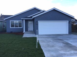 1748 Warren Way, Medford, OR 97501