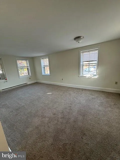 1 bed, 1.0 bath, 3900 sqft, $1,595 — Photo 4