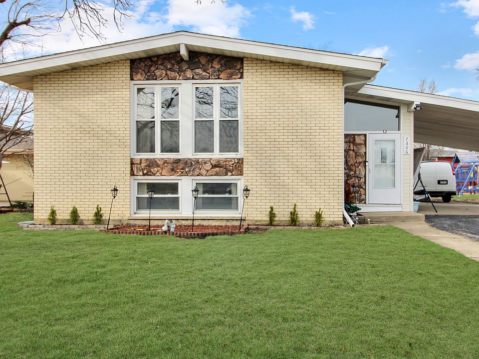 1st image of 7806 W 80th Pl