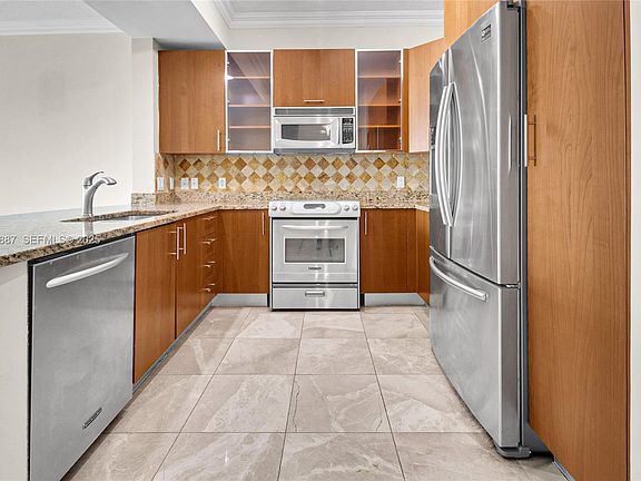 3rd image of 1945 S Ocean Dr APT 1410