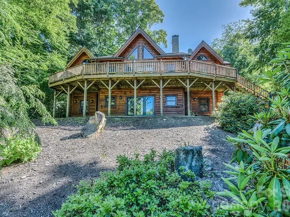 40 Adohi Trl, Maggie Valley, NC 28751