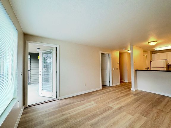 3rd image of 2833-2839 NW 56th St #411