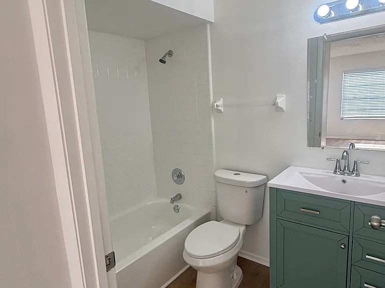 428 Banana Cay Dr #C — Photo 7