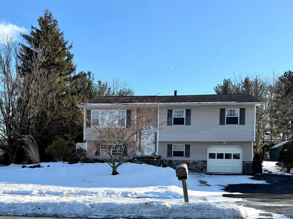 46 Moulton Circle, Monroe, NY 10950