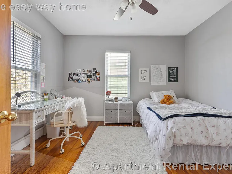 18 Barton St #2 — Photo 5