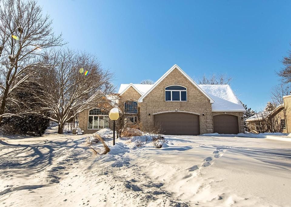 1st image of 940 Lecuyer Dr