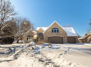 940 Lecuyer Dr, Stillwater, MN 55082