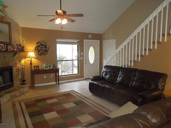 2nd image of 11576 Fort Caroline Lakes Dr