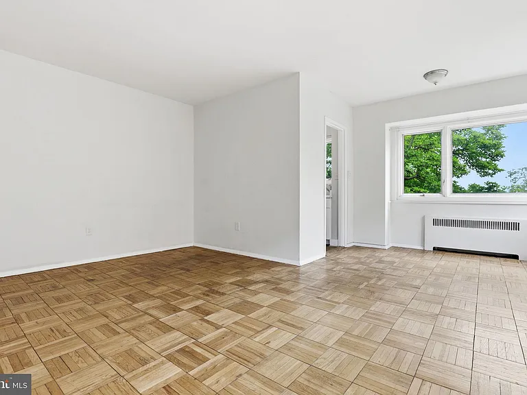2720 Wisconsin Ave NW #302 — Photo 12