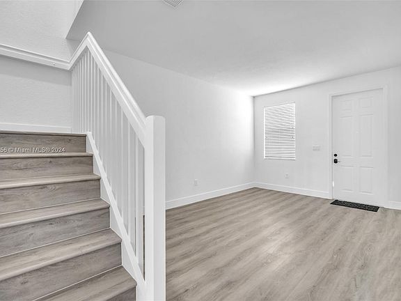 4th image of 10749 NW 78th Ter #10749
