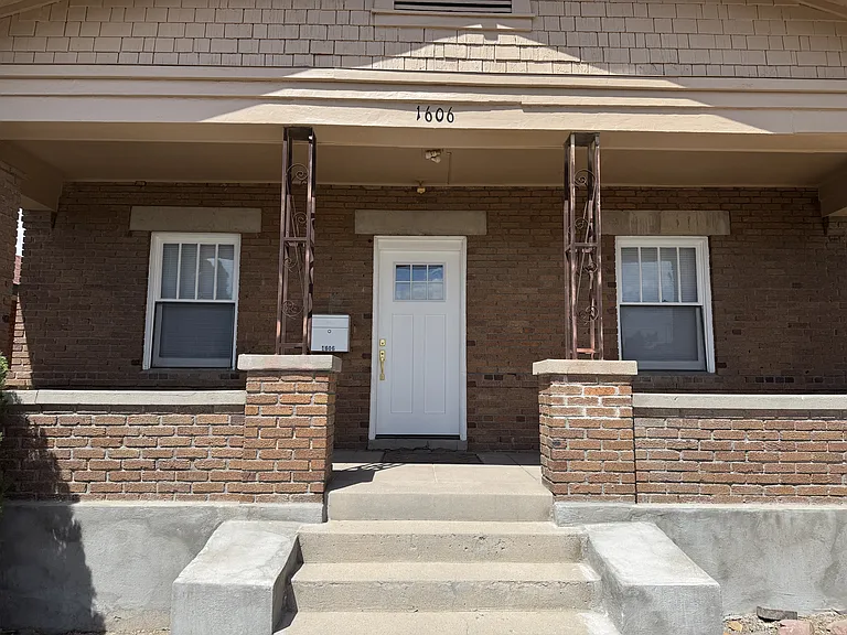 1606 Hawthorne St — Photo 3