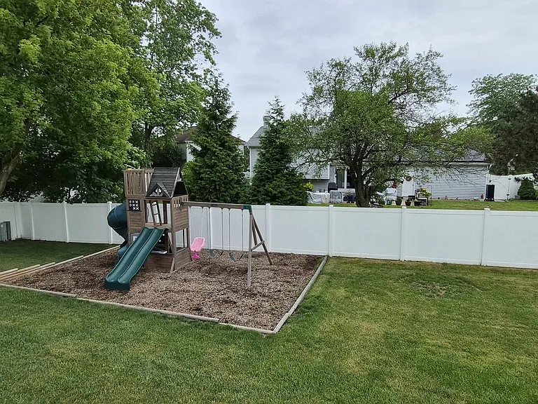396 Nantucket Ct — Photo 17