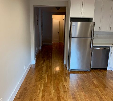 3rd image of 45-41 39th Pl #3