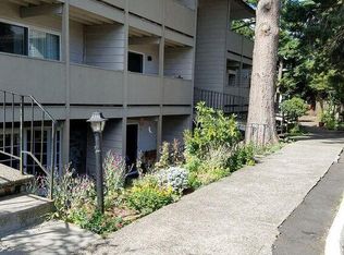 Rochelle Apartments, Portland, OR 97230