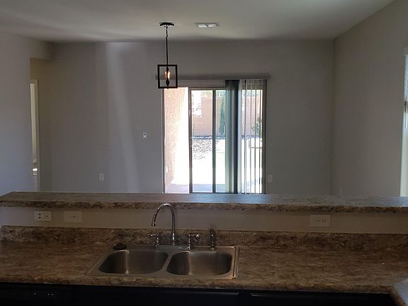 4th image of 19567 N Rose Ct