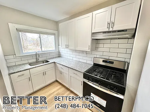 104 Henderson St Photo 1