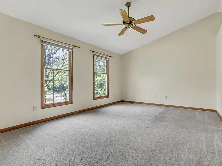 7641 Finbarr Ct — Photo 24