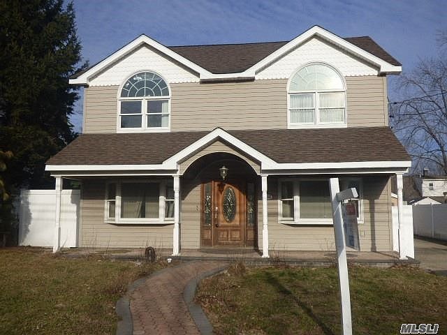 1st image of 958 Merillon Ave