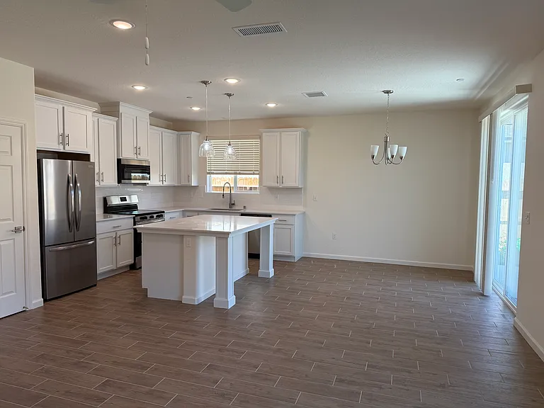 6649 E Oslin Ave — Photo 4