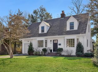 55 Midway Ave, Locust Valley, NY