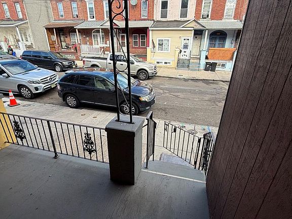 2nd image of 17 Leonard Ave