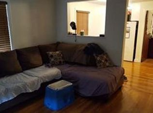 558 Sea St APT 4, Quincy, MA 02169