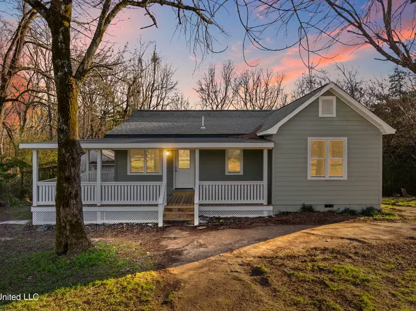147 Crockett Rd, Senatobia, MS 38668