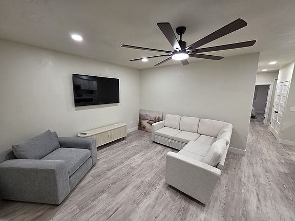 5th image of 1157 N 375 W #1