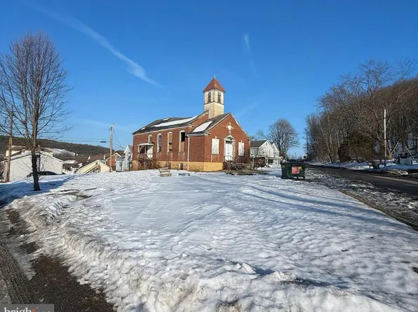 1314 Woodland Rd, Clearfield, PA 16830