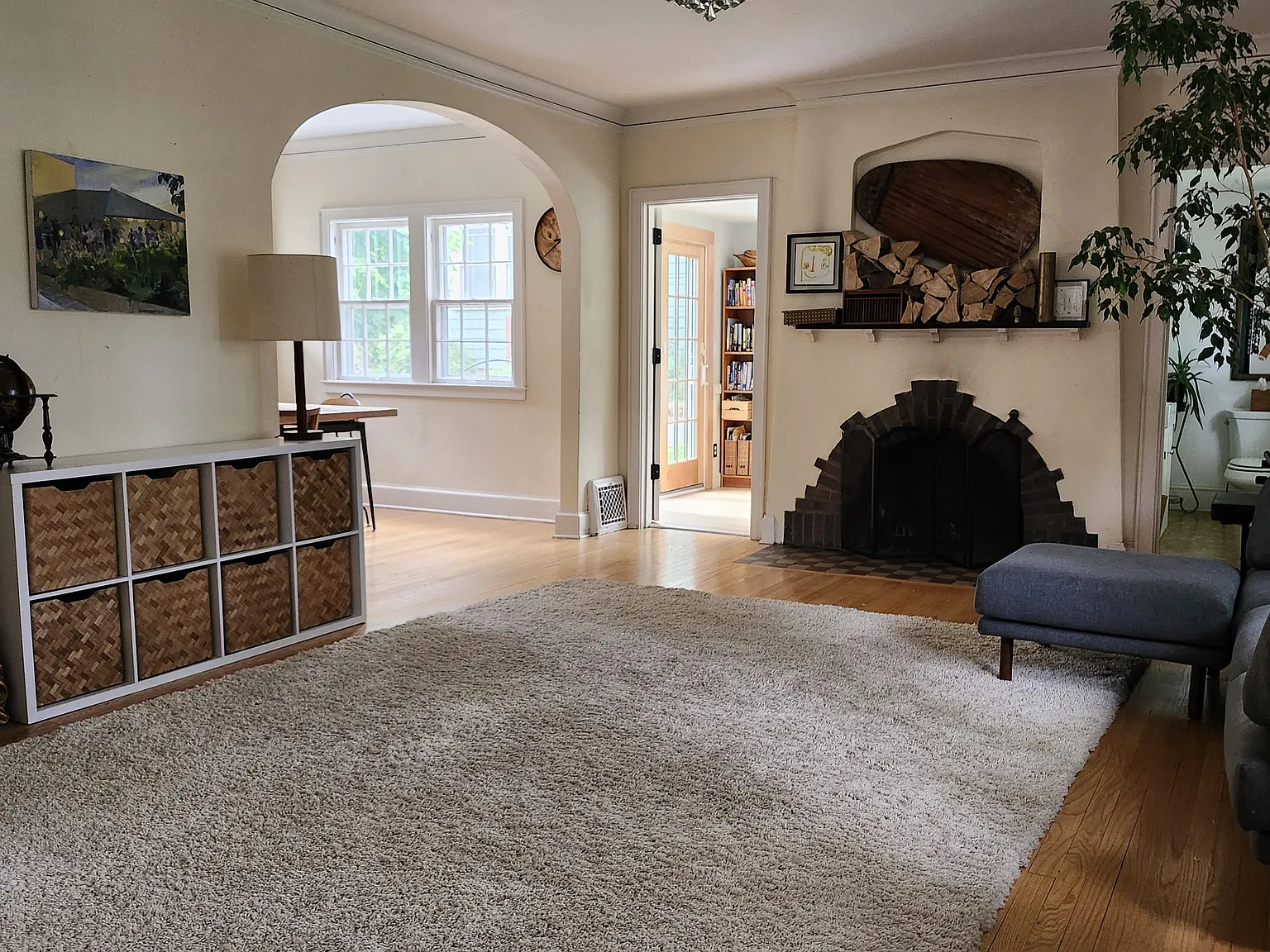 3 bed, 1.5 bath, 1391 sqft, $3,000 — Photo 3