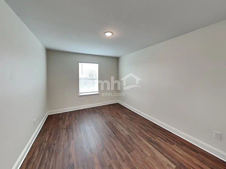 6210 Little Bluff Cir — Photo 27