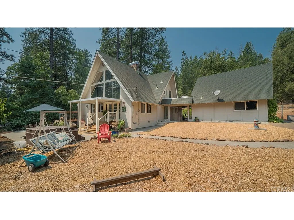 4737 Hartley Dr photo 1